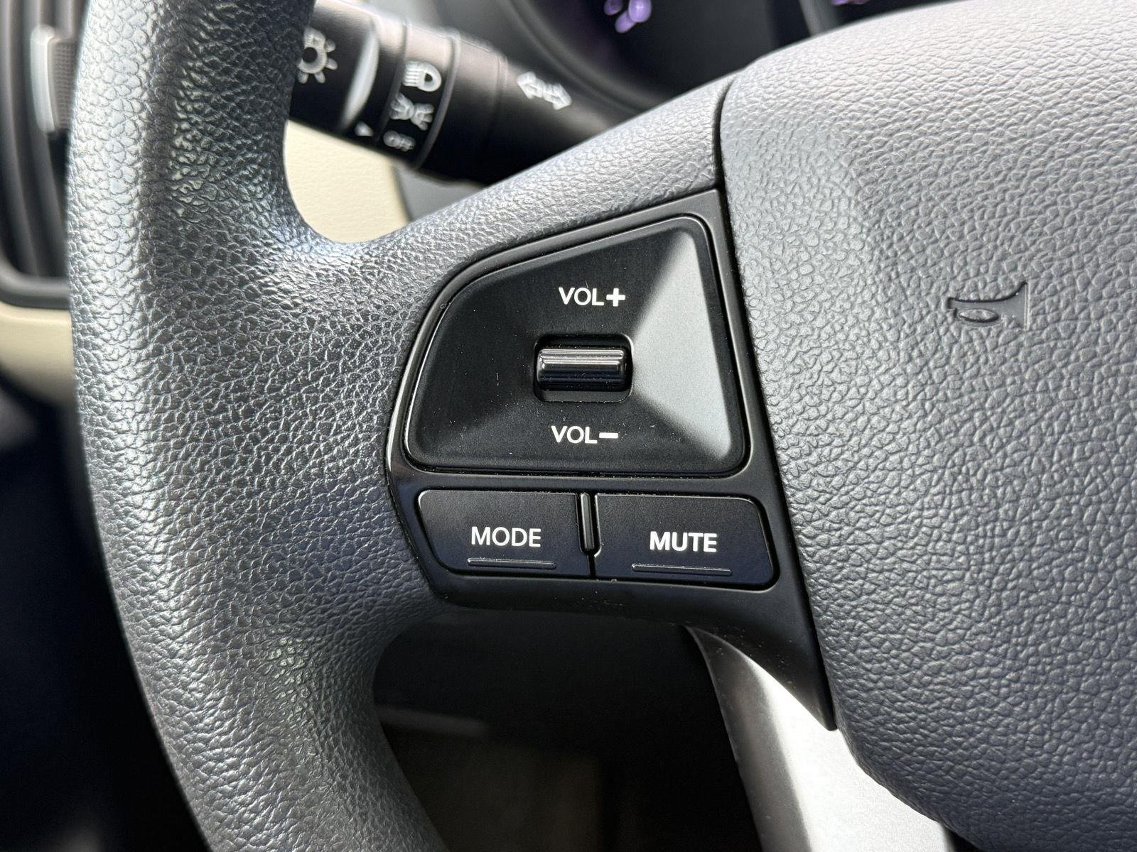 Used 2012 Kia Rio LX FWD image 27