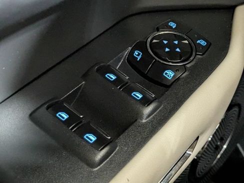 Used 2023 Ford Expedition Max Platinum AWD/4WD image 26
