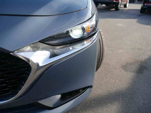 Used 2024 MAZDA MAZDA3 s image 20