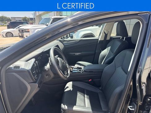 Used 2024 Lexus NX 250 FWD w/ Towing Package (2000 Lbs) image 2