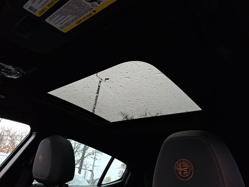 New 2025 Alfa Romeo Tonale image 10