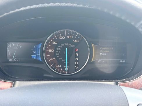 Used 2014 Ford Edge Limited FWD image 8