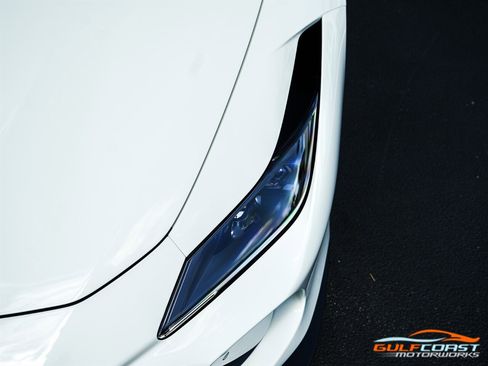 Used 2022 Ferrari F8 Tributo image 3