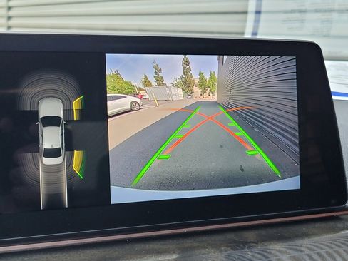 Used 2017 BMW 540i RWD image 24