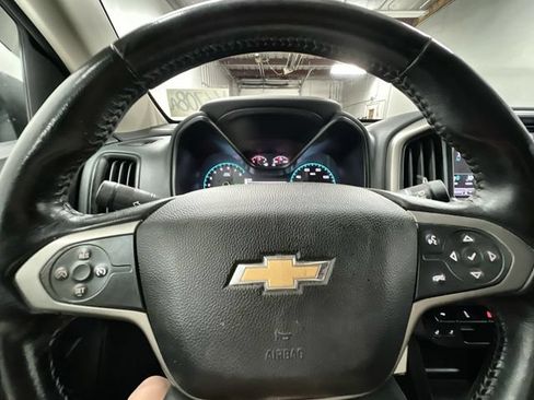 Used 2016 Chevrolet Colorado Z71 AWD/4WD image 11