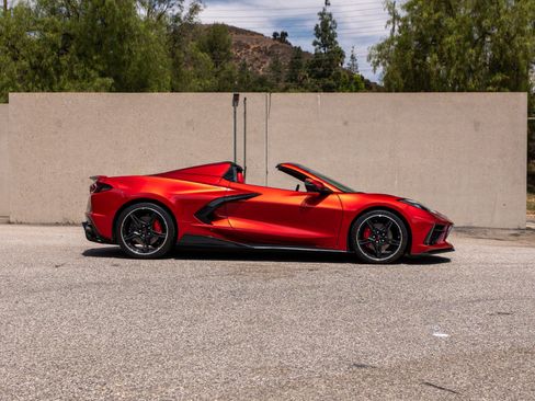 Used 2022 Chevrolet Corvette Stingray Preferred Conv w/ 2LT RWD image 4