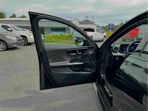 Used 2023 Mercedes-Benz C 300 4MATIC Sedan w/ AMG Line w/ Night Package image 12