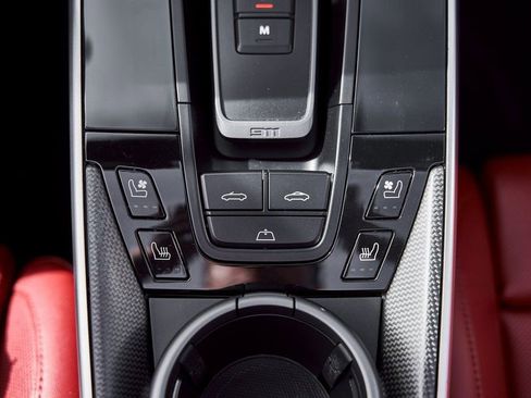 Used 2022 Porsche 911 Turbo S w/ 911 Turbo Sportdesign Package image 65