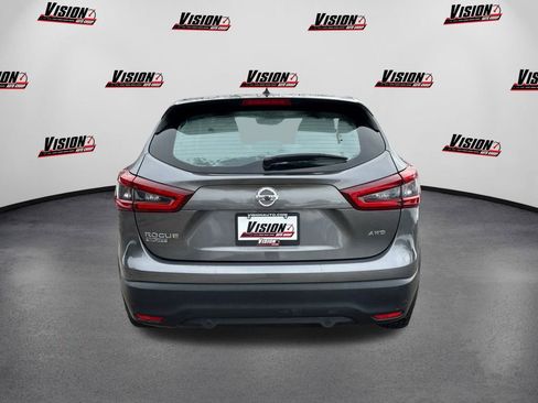 Used 2021 Nissan Rogue Sport S image 6
