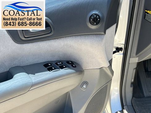 Used 2006 Kia Sedona LX FWD image 6
