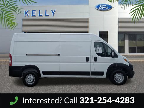 Used 2025 RAM ProMaster 2500 w/ Convenience Group FWD image 5