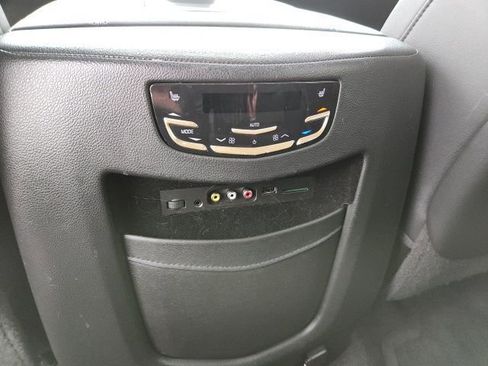 Used 2016 Cadillac Escalade Premium image 21