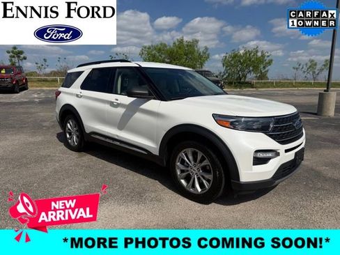 Used 2022 Ford Explorer XLT w/ Equipment Group 202A image 1