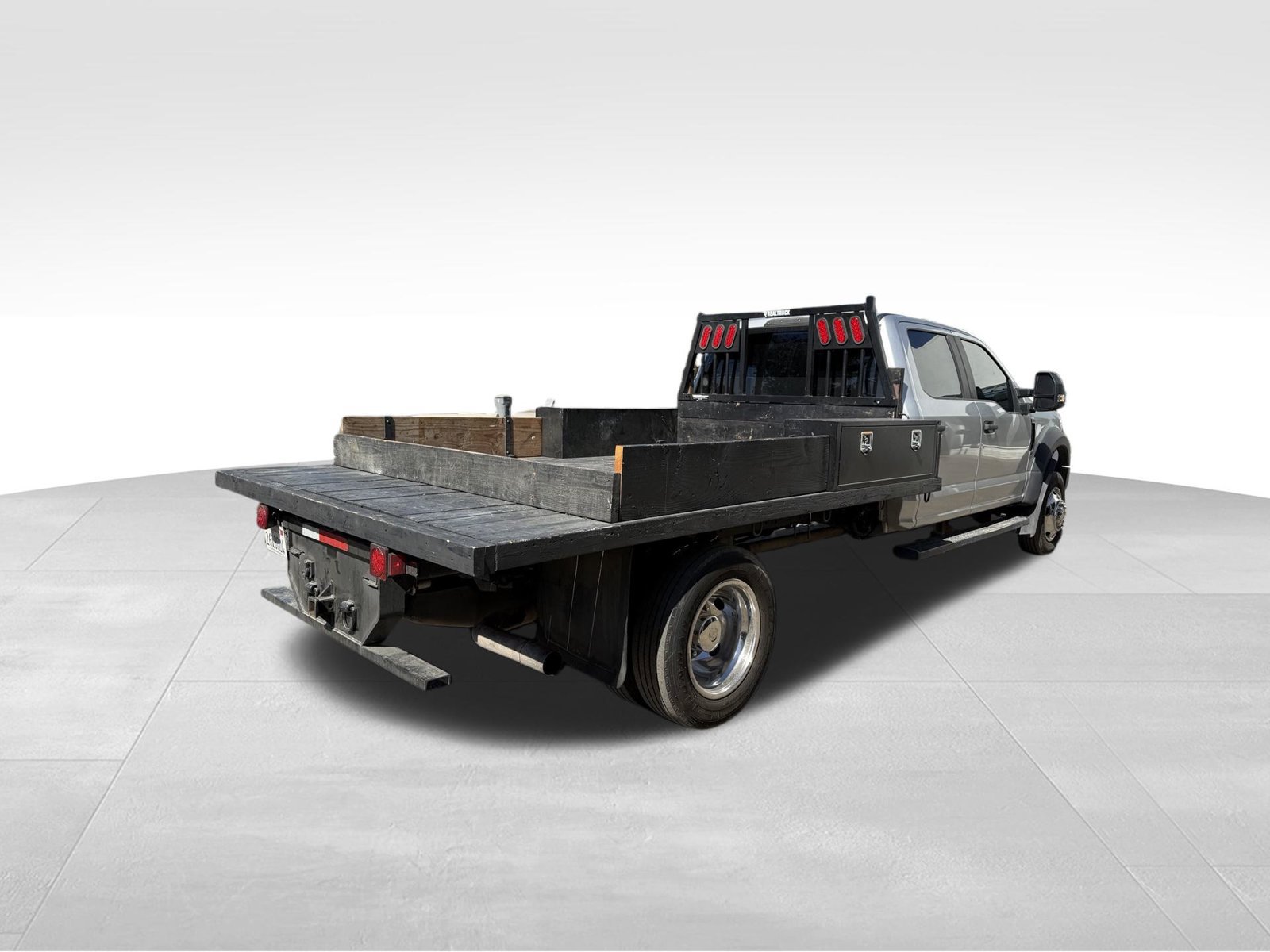 Used 2018 Ford F550 4x4 Crew Cab Super Duty image 3