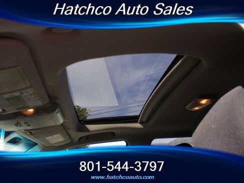 Used 2012 Toyota Tundra 4x4 CrewMax image 16