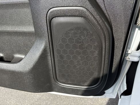 Used 2024 GMC Sierra 2500 Pro w/ Convenience Package image 24