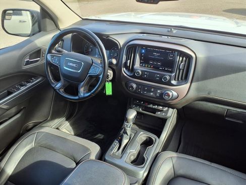 Used 2022 GMC Canyon AT4 image 28