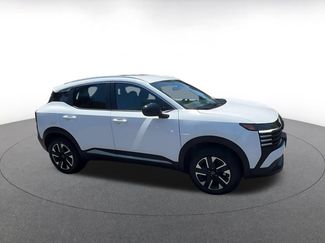 Used 2026 Nissan Kicks SV w/ Cold Weather Package AWD/4WD video 2
