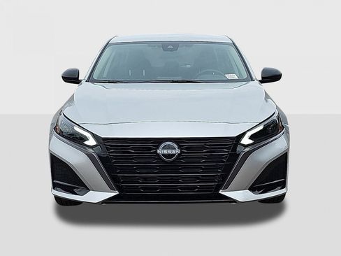 New 2026 Nissan Altima 2.5 SV FWD image 2