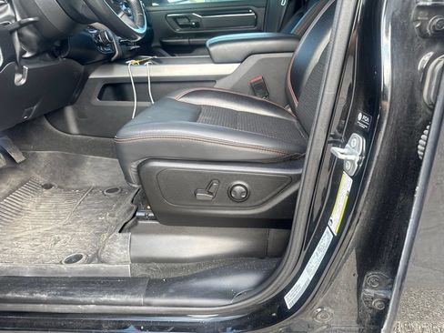 Used 2022 RAM 1500 Big Horn AWD/4WD image 39