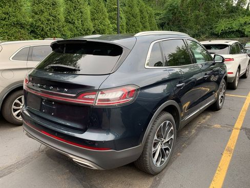 Used 2021 Lincoln Nautilus Reserve AWD/4WD image 3