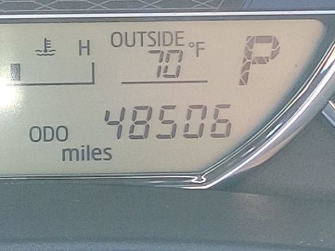 Used 2015 Toyota Corolla LE FWD image 23