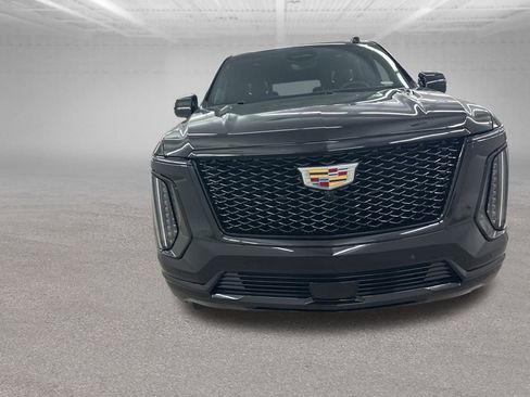 New 2026 Cadillac Escalade ESV Sport w/ Touring Package image 3