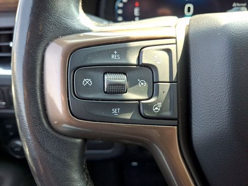 Used 2022 Chevrolet Tahoe High Country AWD/4WD image 17