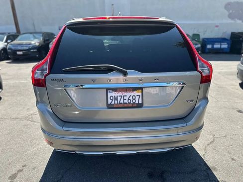 Used 2015 Volvo XC60 T5 Premier image 16