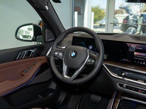 New 2026 BMW X5 xDrive40i w/ Premium Package image 40
