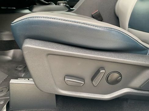 Used 2024 Ford Bronco Outer Banks AWD/4WD image 41