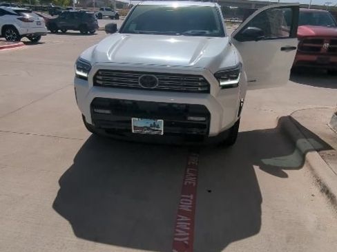 Used 2026 Toyota 4Runner Platinum AWD/4WD image 8