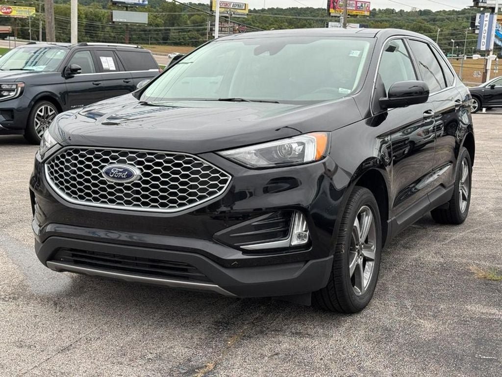 Used 2024 Ford Edge SEL w/ Convenience Package AWD/4WD image 8