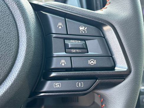 New 2025 Subaru Crosstrek 2.5i Limited w/ Crosstrek Mirror Package image 33