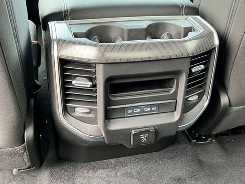 New 2026 RAM 1500 Big Horn AWD/4WD image 34