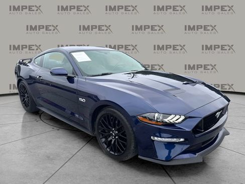 Used 2018 Ford Mustang GT Premium w/ GT Performance Package RWD image 4