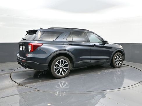 Used 2023 Ford Explorer ST image 15