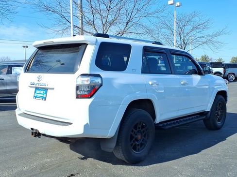 Used 2021 Toyota 4Runner SR5 Premium w/ Moonroof Package image 10