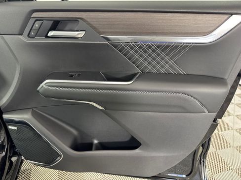 New 2026 GMC Acadia Denali w/ Super Cruise Package image 14