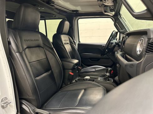 Used 2021 Jeep Gladiator Overland w/ Popular Equipment Package image 10