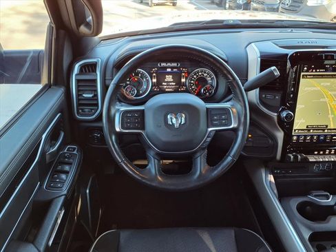 Used 2019 RAM 3500 Laramie w/ Black Appearance Package image 17