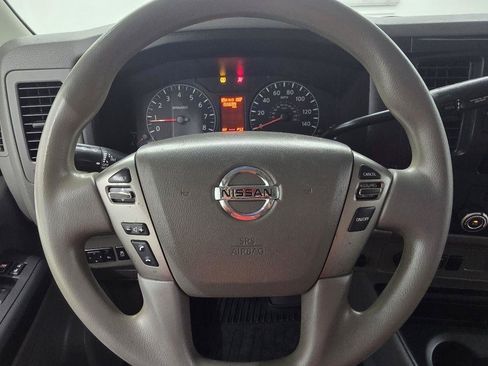 Used 2019 Nissan NV 2500 SV RWD image 20