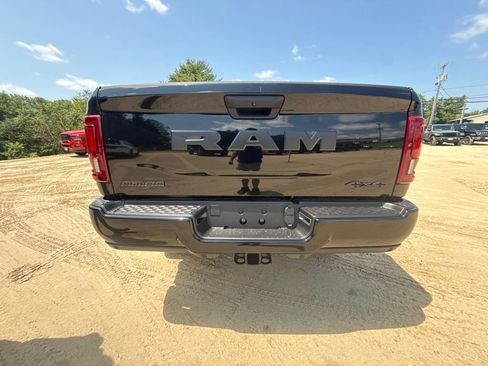 New 2026 RAM 2500 Big Horn AWD/4WD image 4