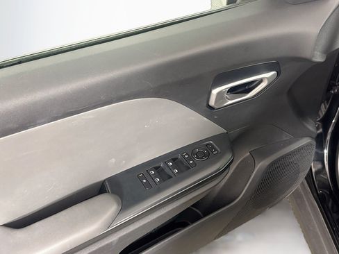 Used 2025 Kia K4 FWD image 15