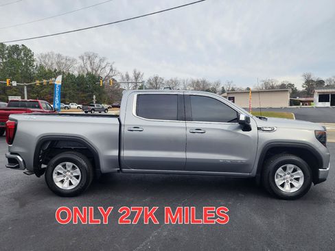 Used 2023 GMC Sierra 1500 SLE image 2