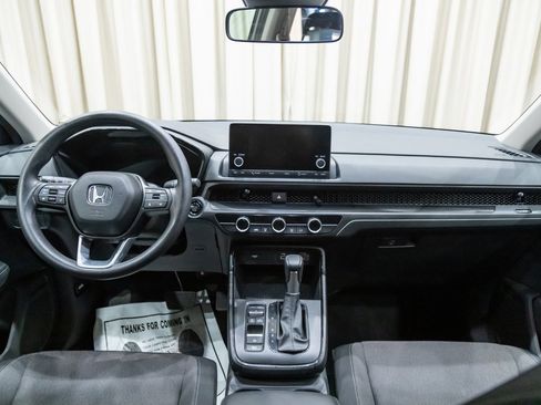Used 2024 Honda CR-V LX image 13