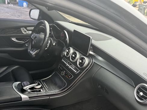 Used 2016 Mercedes-Benz C 300 4MATIC Sedan image 16