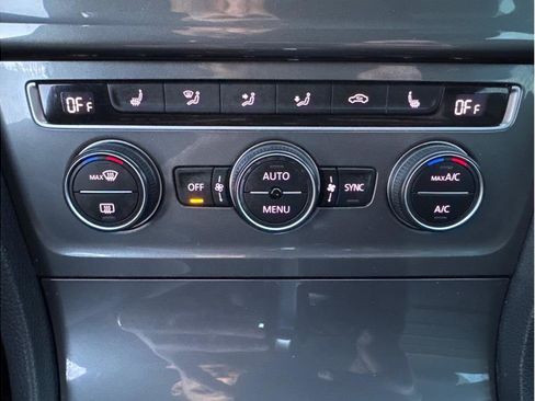 Used 2017 Volkswagen Golf Alltrack SEL image 24