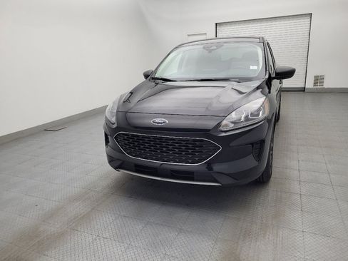 Used 2022 Ford Escape SE w/ Convenience Package FWD image 15