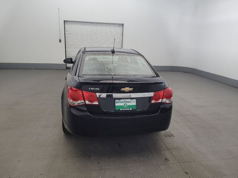 Used 2016 Chevrolet Cruze LS FWD image 6